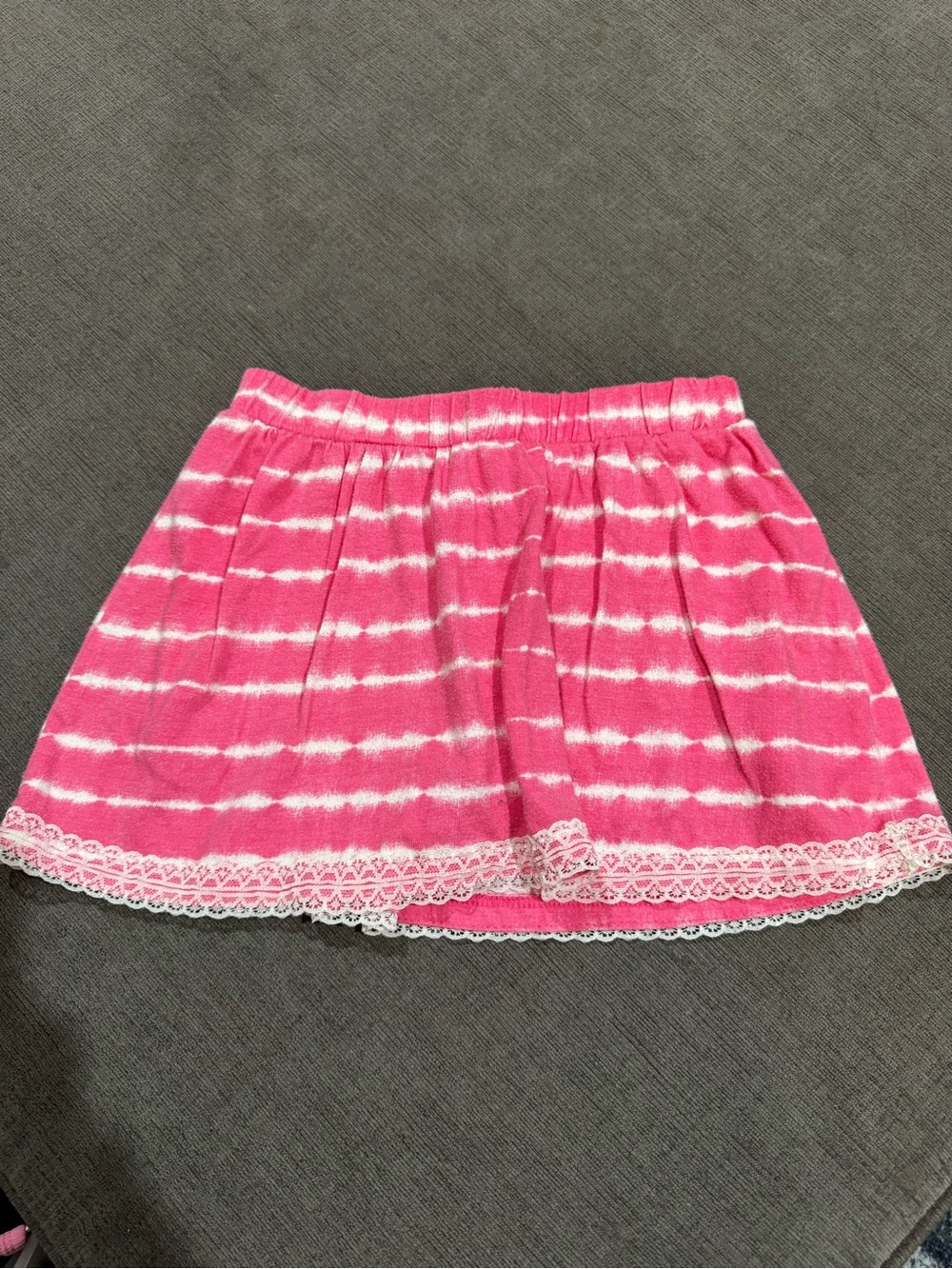 Harper Canyon Pink Tie-Dye Lace Hem Mini Skirt
